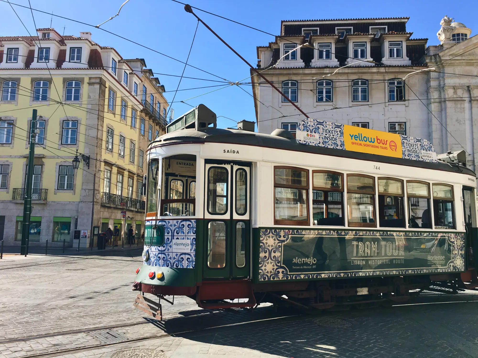 5 Cheap Trips from Madrid With Direct Flights